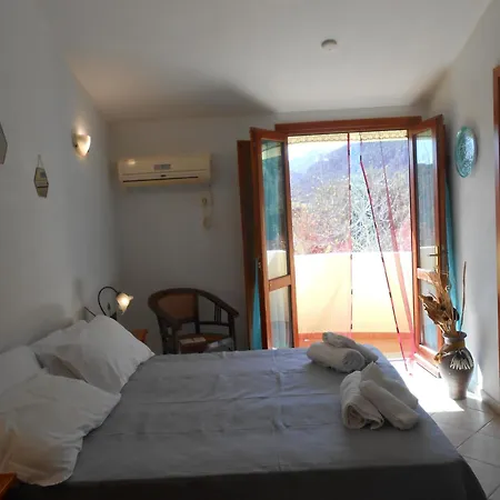 Отель Velasole 3*