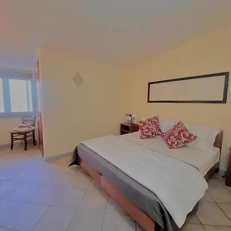 Velasole 3* Posada (Sardinia)